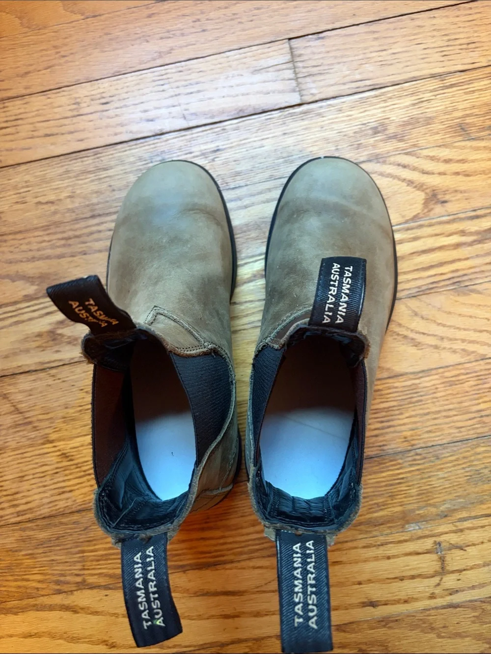 Blundstone Olive Green Chelsea-Style Pull-On Boots